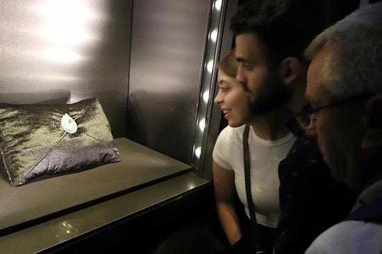 'Kaşıkçı Elması Çalındı' İddiası: Milli Saraylar'dan Açıklama Geldi