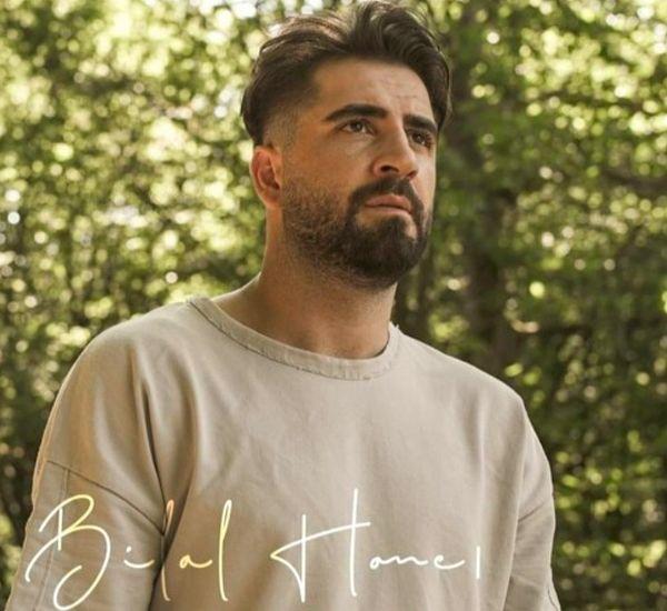 Sosyal medya fenomeni Bilal Hancı, çektiği vine videolarının yanı sıra 'Sevdanın Böylesi' şarkısıyla da alkış toplamıştır.