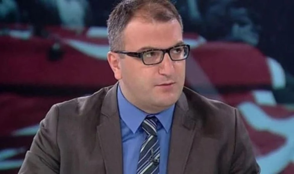 Cem Küçük Kimdir, Kaç Yaşında, Nereli, Evli mi? Cem Küçük Ne İş Yapıyor?