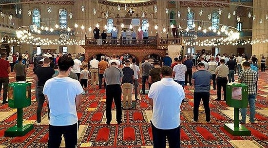 Cuma Namazı Saatleri:Cuma Namazı Kaçta Kılınacak? İstanbul, Ankara, İzmir, İl İl Cuma Namazı Saatleri