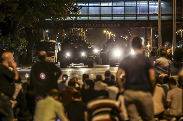 15 Temmuz darbe girişimi sırasında SADAT'ın da sokağa inerek, darbe girişimini bastırmada görev aldığı öne sürüldü.