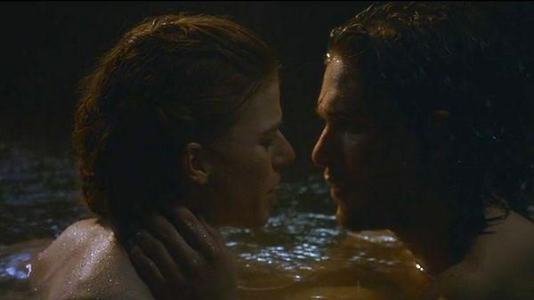 6. Game of Thrones – Ygritte ve Jon'un mağara sahnesi