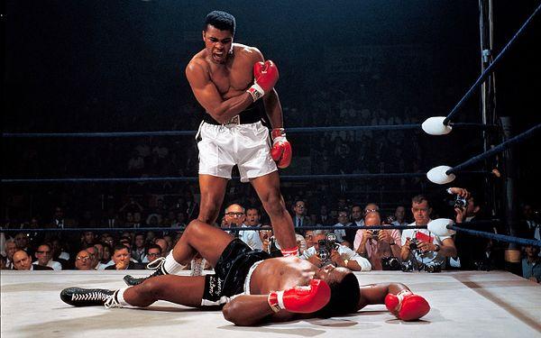 10. "Risk alacak kadar cesur olmayan, hayatta hiçbir şey başaramaz." -Muhammad Ali