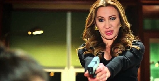 Ayşegül Günay Kimdir? 'Bir Şansım Olsa' Sunucusu Ayşegül Günay Kaç Yaşında, Nereli, Nerelerde Oynadı?