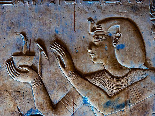 2. Eski Mısır'da erkeklerin ortalama yaşam süresi 23 ila 25 yıl arasındaydı.