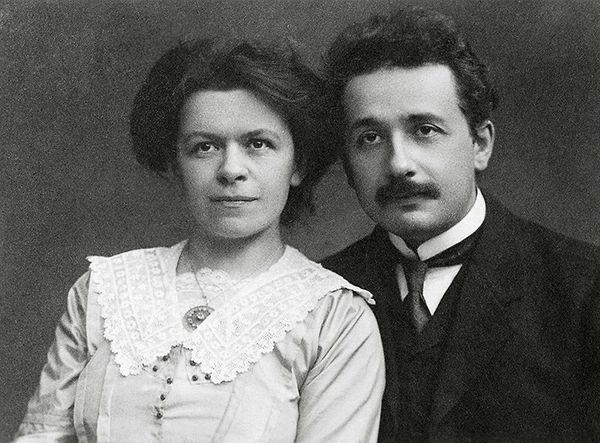 Einstein ve Maric, Zürih politeknik okulunda fizik eğitimi alıyorlardı.