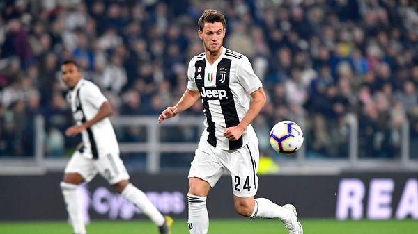16. Vida ile yollarını ayıran Beşiktaş, Juventus'un savunmacısı Daniele Rugani'yi transfer etmek istiyor. (Fanatik)