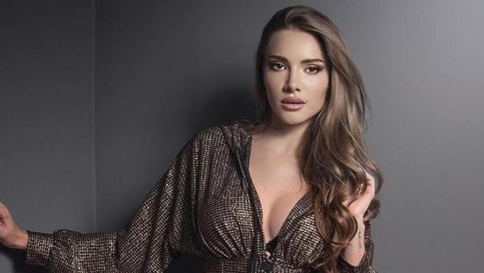 Otilia Kimdir? Ünlü Şarkıcı Otilia Nereli, Kaç Yaşında, Tam Adı Ne, Şarkıları Nelerdir?