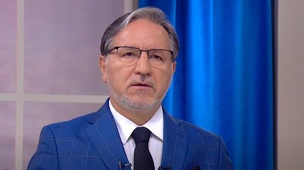 Kanal 7'de yayınlanan Prof. Dr. Mustafa Karataş ile Muhabbet Kapısı adlı programa gelen bekaret sorusuna verilen cevap kısa sürede gündem oldu!