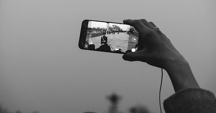 Adalet Komisyonu'nda Kabul Edilen Sosyal Medya ve İnternet Haberciliği Yasası Neler Getiriyor?