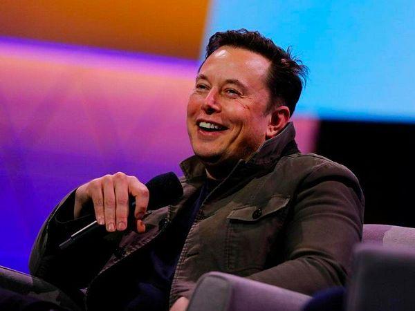 Elon Musk'ın kripto varlıklara olan sevdası biliniyor. CEO'su olduğu Tesla geçen yıl 1,5 milyar dolarlık Bitcoin alımı yapmıştı.
