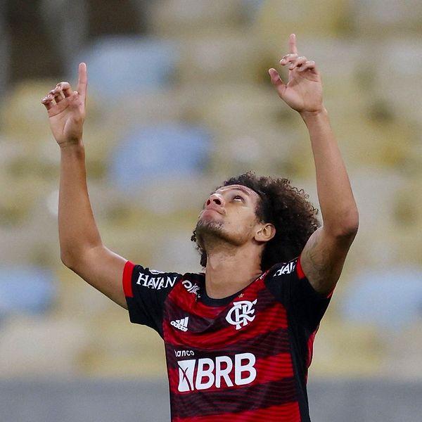 13. Fenerbahçe, William Carvalho’yla anlaşamazsa Flamengo’dan Willian Arao’ya teklif yapacak. (Yağız Sabuncuoğlu)