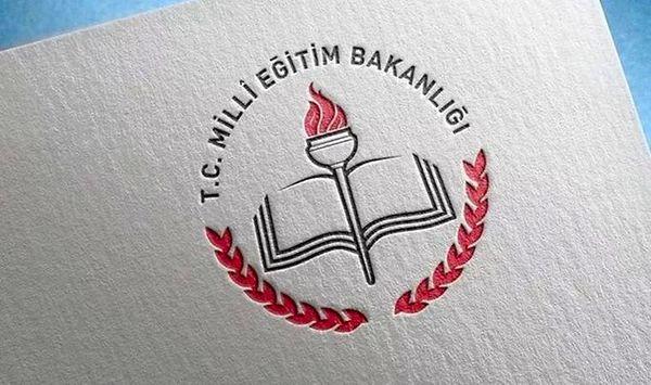 Milli Eğitim Bakanı Mahmut Özer tarafından 2022-2023 eğitim öğretim yılının başlangıç tarihine ilişkin açıklamalar yapıldı.