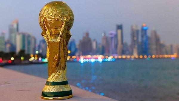 Katar'da düzenlenecek olan 2022 Dünya Kupası, çoğu futbolsever için tatsız bir deneyim olacak. Yaz aylarındaki kavurucu sıcak nedeniyle 21 Kasım 2022'de başlayacak olan turnuva 18 Aralık'ta sona erecek.