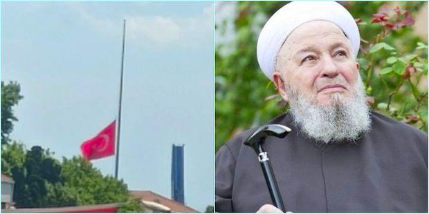 Selimiye Kışlası'nda Mahmut Ustaosmanoğlu İçin Bayrağın Yarıya İndirildiği İddiası Sosyal Medyayı Karıştırdı