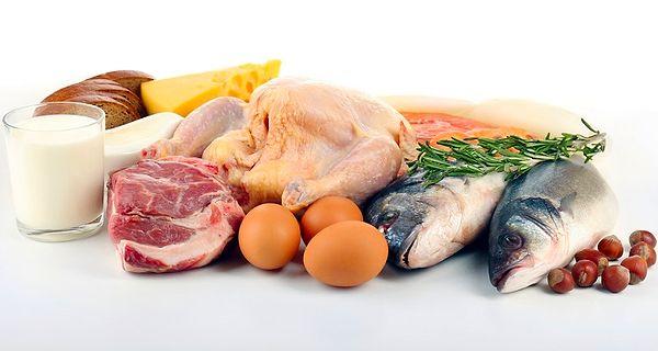 Kuzu, tavuk ve yumurta fiyatlarında düşüş gözlendi. Dana, balıketi yeşil ve kırmızı mercimek fiyatları arttı.