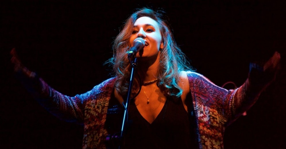 Her Şarkısında Kendinizden Bir Parça Bulabileceğiniz 13 Sedef Sebüktekin Şarkısı