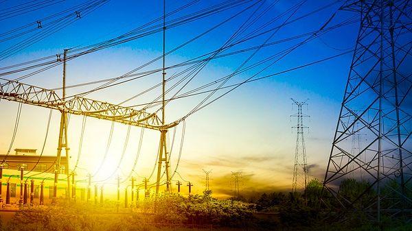 Elektrik Piyasası Denetleme Kurulu (EPDK) tarafından bugün yapılan açıklamada tarife yenileme dönemi olan temmuz ayında zam yapılmayacağı bildirildi.