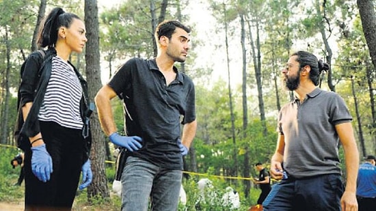 Çember:Yolun Sonundaki Kız Filminin Konusu Ne? Çember:Yolun Sonundaki Kız Filminin Oyuncuları Kimlerdir?