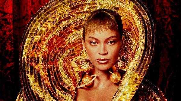 29 Temmuz'da tüm müzik sitelerinde yayınlanacak olan yeni albümünün adı 'Rönesans'. Bu albüm Beyoncé'nin yedinci stüdyo albümü olacak.