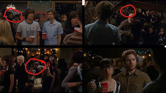 8. Scott Pilgrim vs. the World filminde, Julie'nin verdiği partide Stephen ve Julie'nin arka planda tekrar bir araya geldiklerini görebilirsiniz.