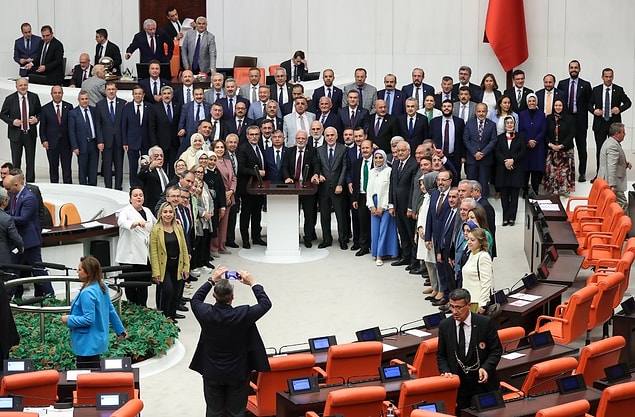 'Sansür yasası' da yeni döneme kaldı