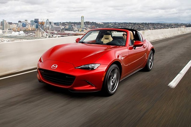 Mazda toplamda 71 adet satıldı ve en popüler model 42 adetle MX-5 oldu.