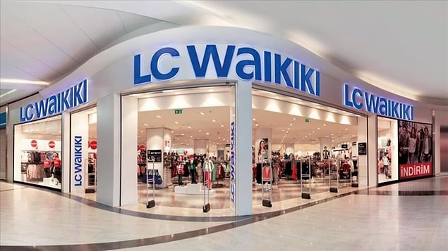 LC Waikiki'nin açıklamasının ardından bu sefer de markaya Araplar tepki göstererek durumu ırkçılık olarak değerlendirdiler.