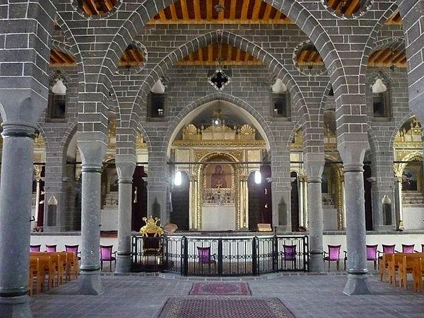46. Surp Giragos Ermeni Kilisesi