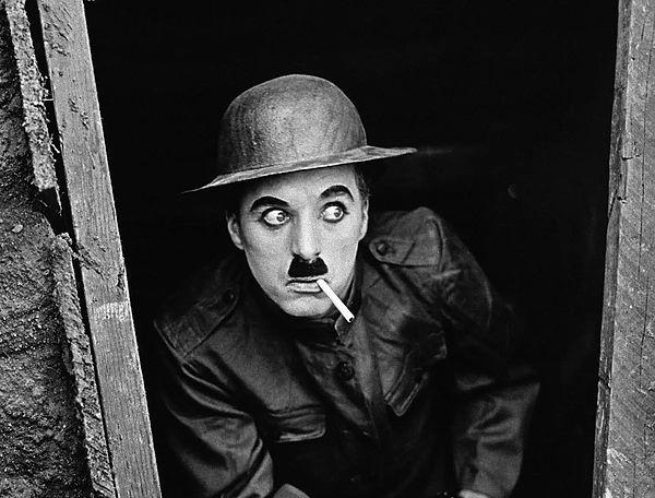 13. Charlie Chaplin bir seferinde Charlie Chaplin'e Benzeyenler Yarışmasına katılmış ve kaybetmiştir.