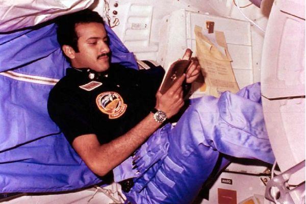 7. Selman'ın ikinci oğlu Sultan bin Selman, 1985 yılında Kuran'ı yanına alarak uzaya giden ilk Müslüman astronot oldu!