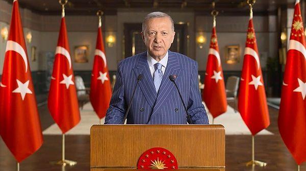 Cumhurbaşkanı Recep Tayyip Erdoğan, Kurban Bayramı dolayısıyla bir video mesaj paylaştı.