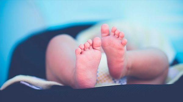 Önden 274 sterlinlik bir depozito alan kadınının yeni doğan oğlu ise olaydan kısa bir süre sonra hastalandı.