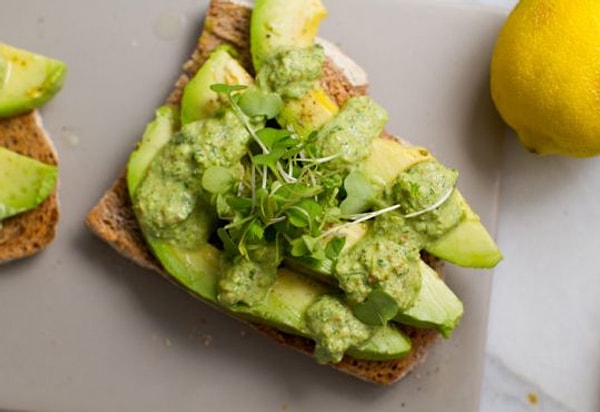 Но голландские эксперты, которые обнаружили пользу популярного "тоста с авокадо", считают, что можно поддерживать здоровье сердца и другими способами.