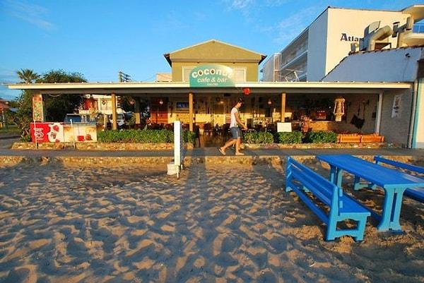 4. Coconut Beach Kafe ve Bar