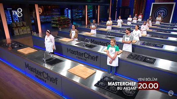 Türkiye'nin en sevilen yemek yarışmalarından biri olan MasterChef Türkiye'de bu akşam 16 kişiden oluşan ikinci grup yarışmacıları tezgah başına geçecek.
