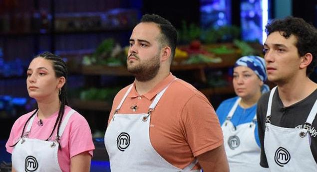 The judges, who wanted to determine who would enter the main cast, asked the contestants to make a different dish with strawberries.