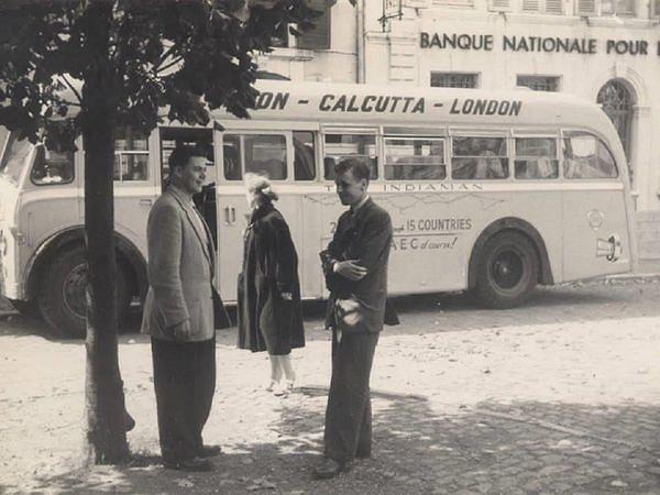 3. 1950'lerde Londra'dan kalkarak Kalküta'ya giden bir otobüs seferi bulunuyordu. Otobüsün Londra'dan Kalküta'ya ulaşması yaklaşık 50 gün sürüyordu.
