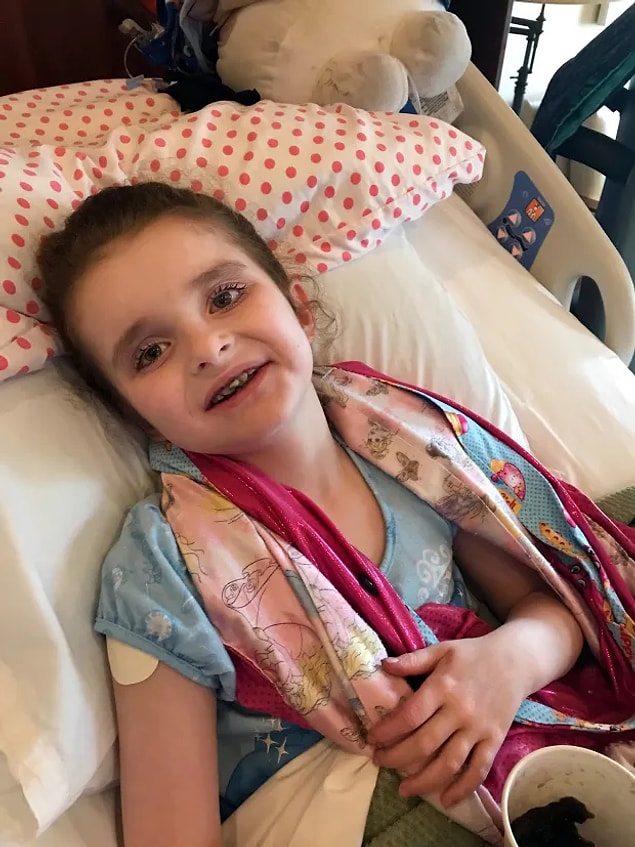 Turner, Olivia'nın bir hayatı olmadığı gerekçesiyle yemek tüplerinin çıkarılmasını istedi. Bunu reddeden doktorlar olunca, kabul edecek bir doktor buldu.