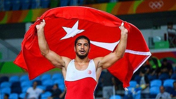 4. Taha Akgül - Güreş - 2016 Rio - Altın Madalya