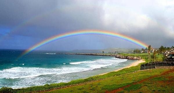 11- Dünya üzerinde en güzel gökkuşağı manzarasını görebileceğiniz yer Hawaii!