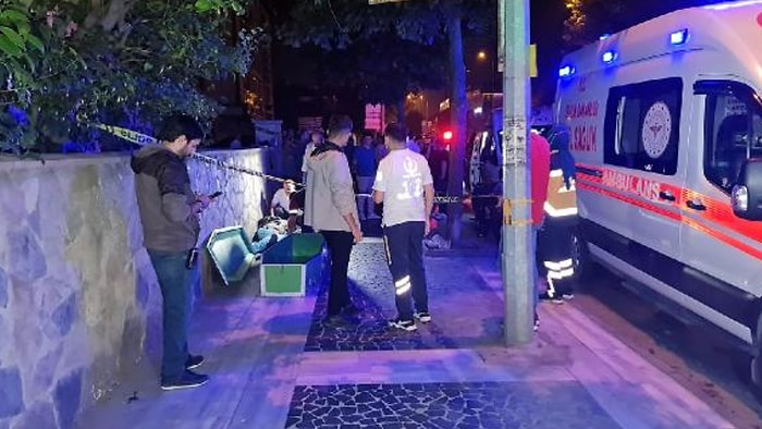 Tavuk Döner Sonu Oldu: Kaldırımda Döner Yerken Vefat Etti