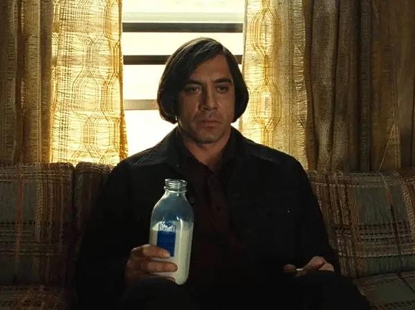 3. Anton Chigurh - No Country For Old Men