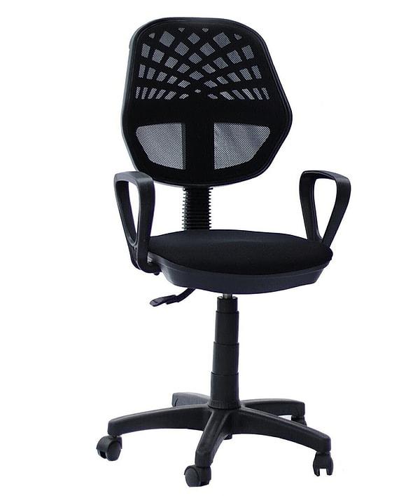18. Oturulan sandalyenin rahatlığı çalışma kalitesini doğrudan etkileyen faktörlerden biri... Terletmemesi için file şeklinde tasarlanan sırt bölümüyle rahat bir çalışma sandalyesi de olmazsa olmaz!