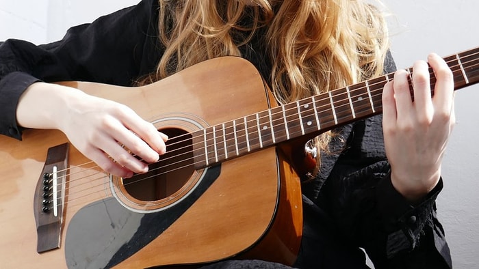 Enstrüman Meraklıları Buraya! İşte Öğrenmesi En Kolay Olan Enstrümanlar
