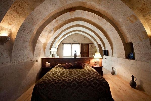 Fresco Cave Suites