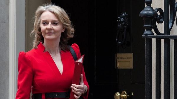 İngiltere Başbakan'ı Boris Johnson'ın istifa etmesinin hemen ardından göreve kimin getirileceği merak konusuydu. Dışişleri Bakanı Liz Truss yeni İngiltere Başbakan'ı oldu.
