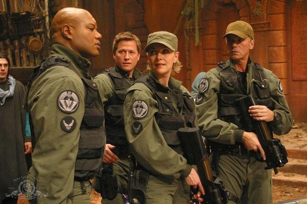 3. Stargate SG-1 (1997-2007)