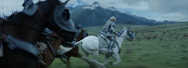 1 Eylül'de yayınlanmaya başlayan 'The Rings of Power' dizisi bazı eleştirilerin de odağı oldu.
