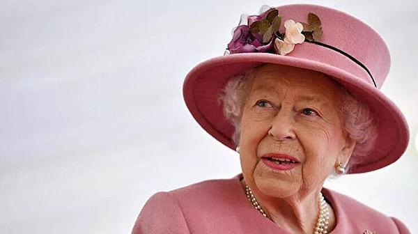 Buckingham Sarayı, Britanya Kraliçesi II. Elizabeth'in vefat ettiğini duyurdu.